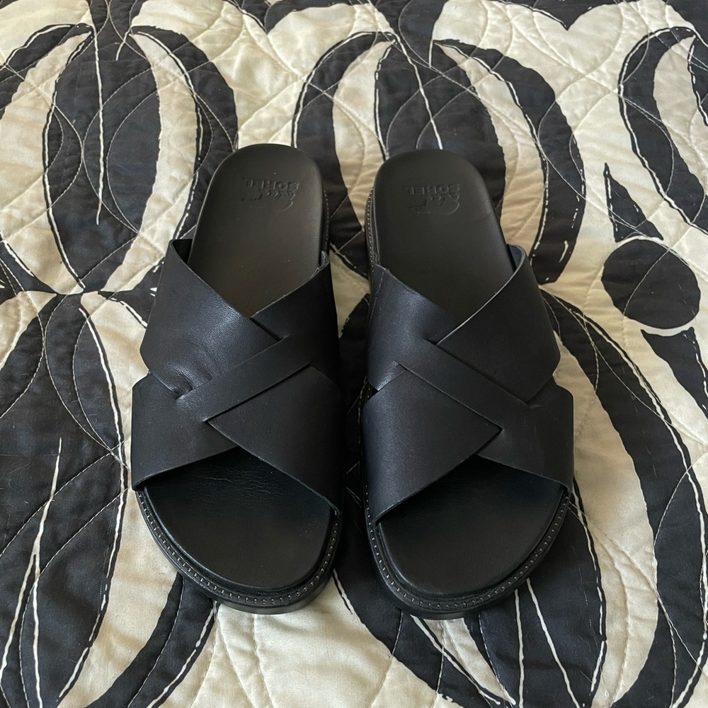 Sorel Roaming Criss Cross Slides